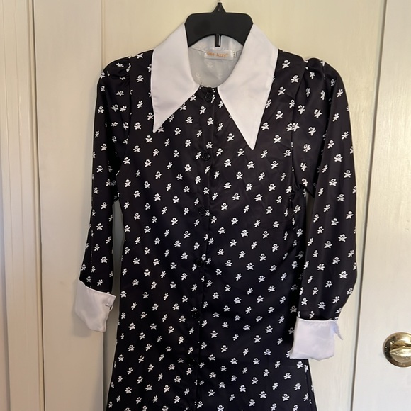 Wednesday Dress - Picture 2 of 4